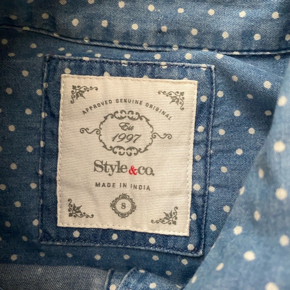 Style & Co Roll Sleeve Tie Front Shirt in Chambray spot print - Picture 7 of 11